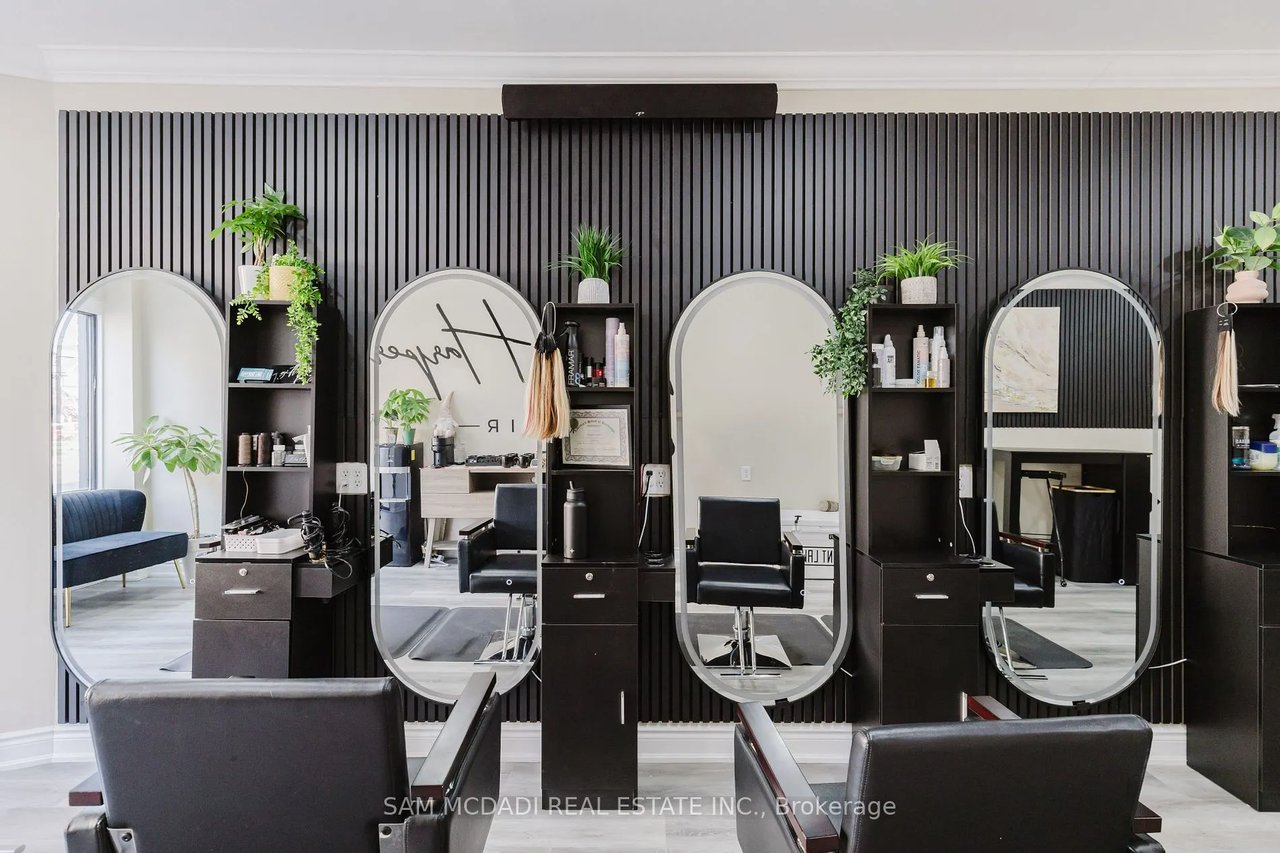 Single Office - 728 Main St E