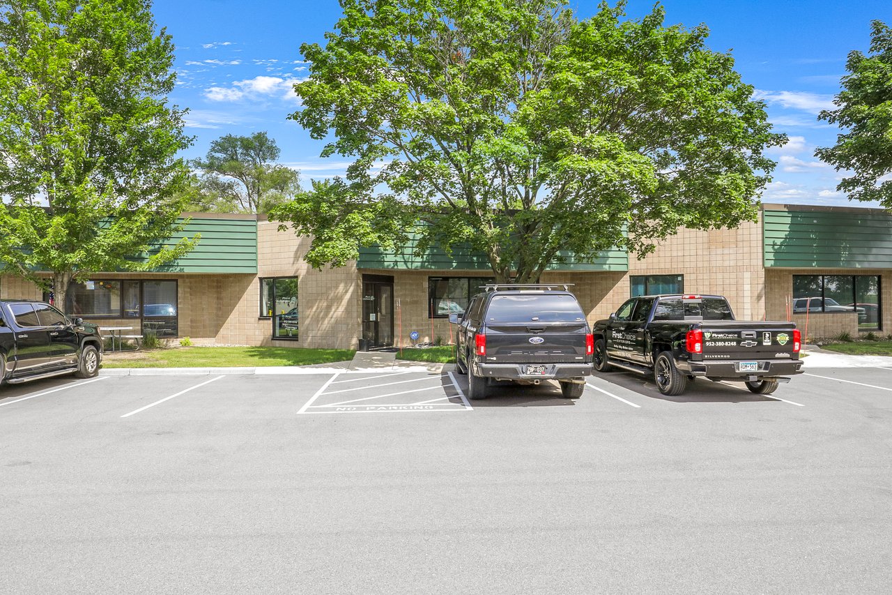 12905 Pioneer Trail, Eden Prairie
