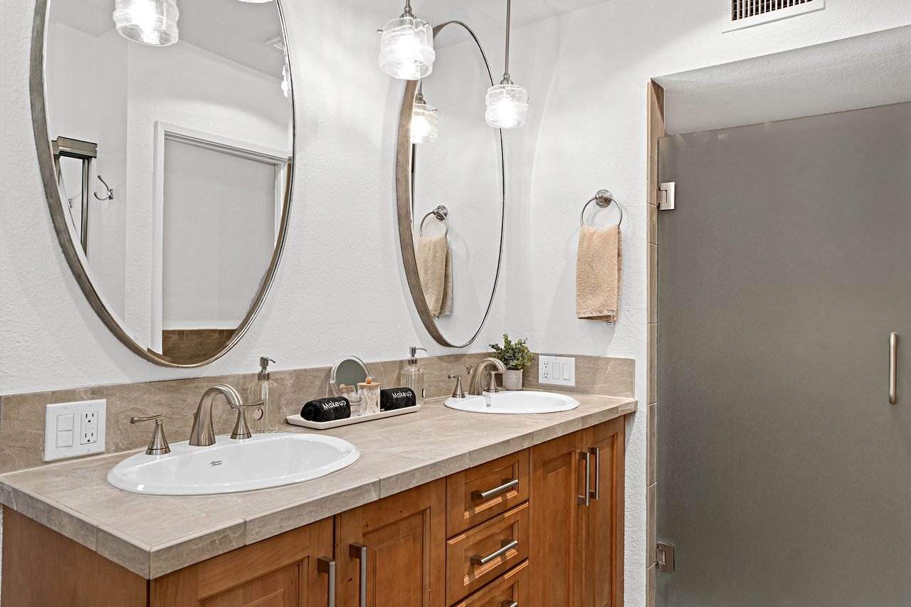 Foxtail Luxe Retreat