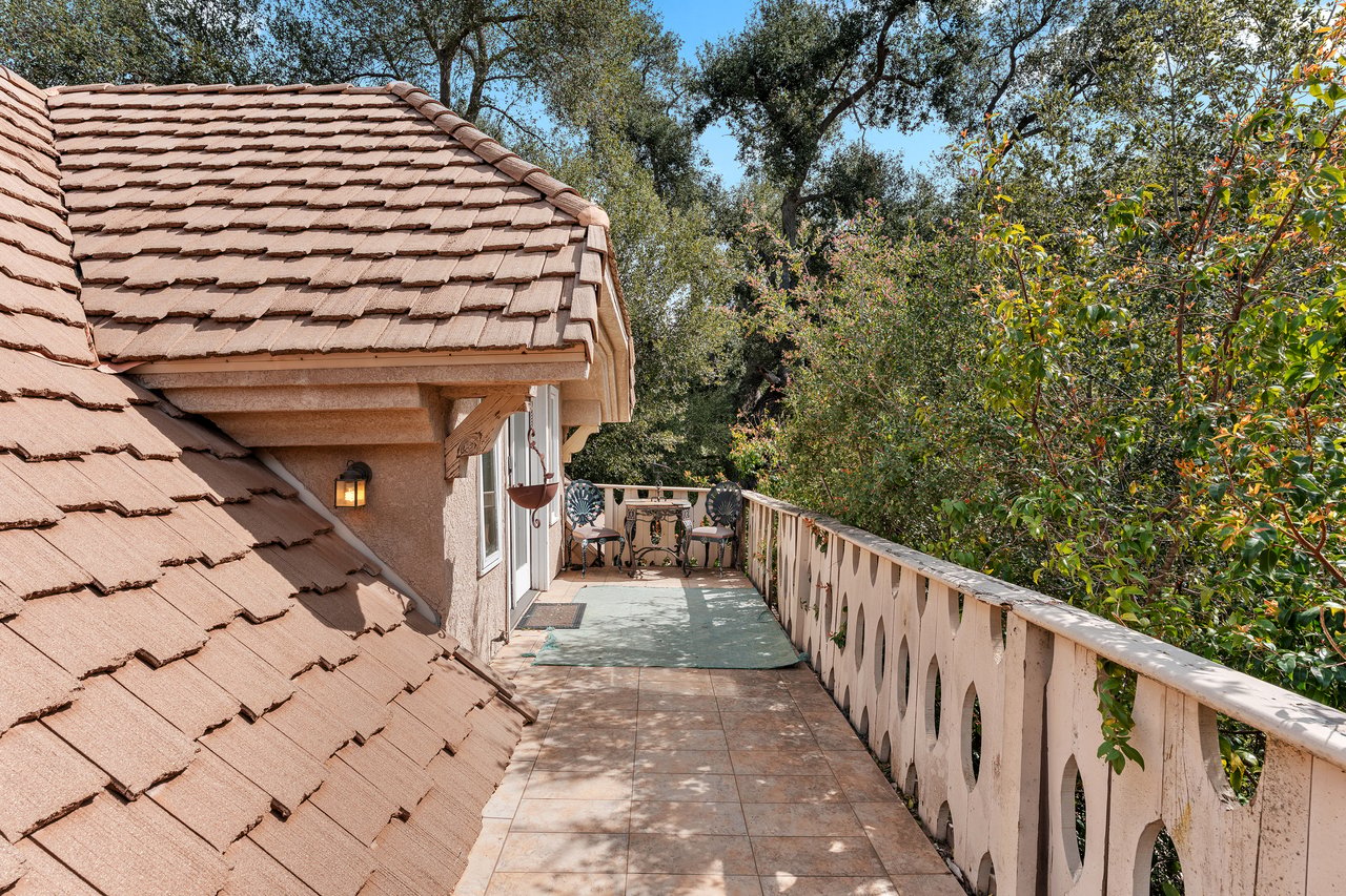 39455 Avenida La Cresta