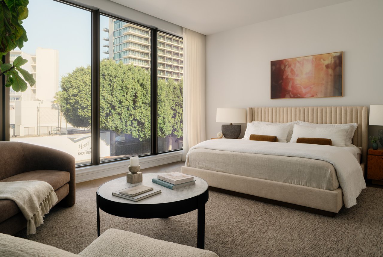 9900 S. Santa Monica Boulevard, No. 3A