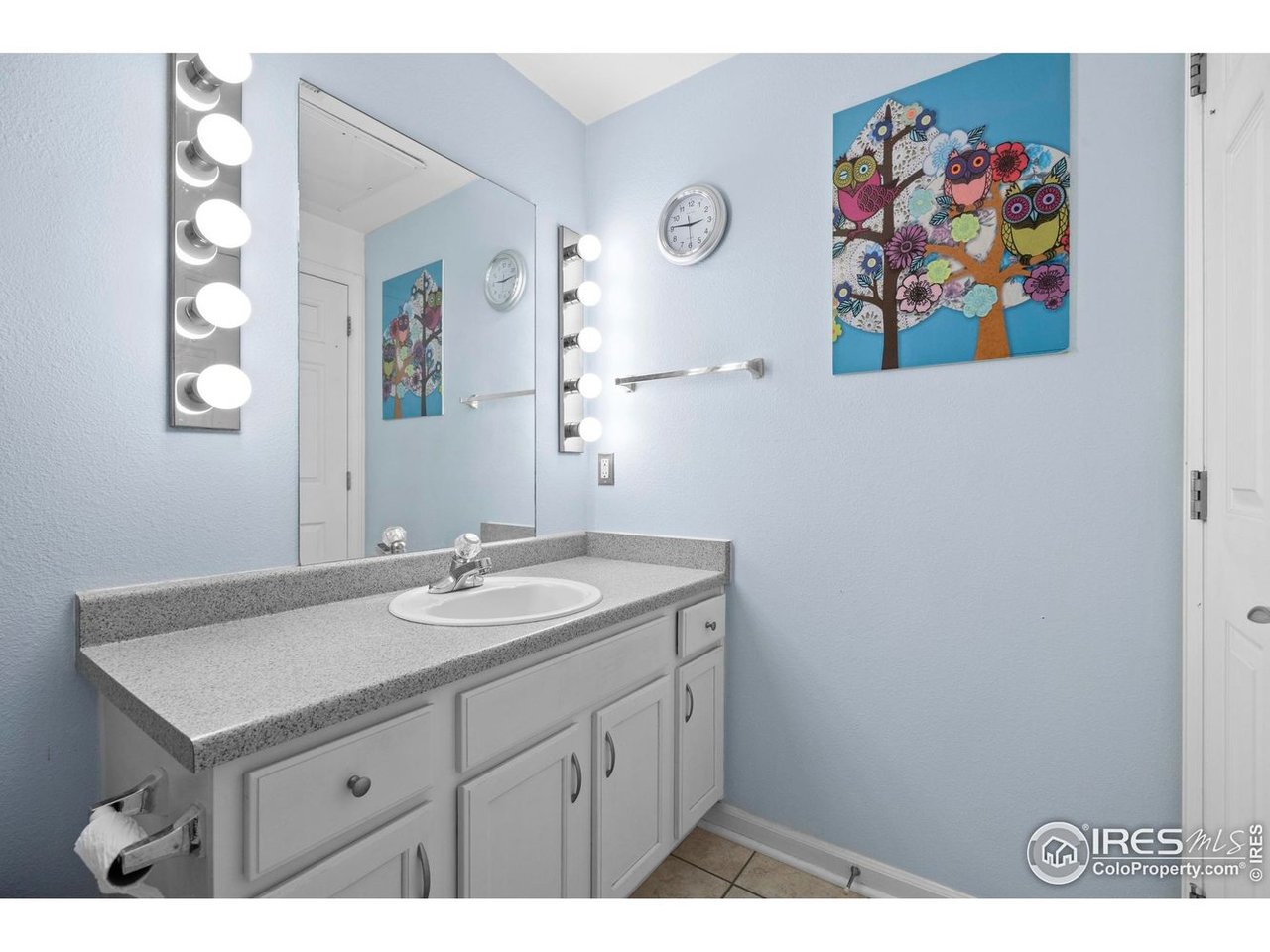 7454 E 28th Avenue Unit: 3