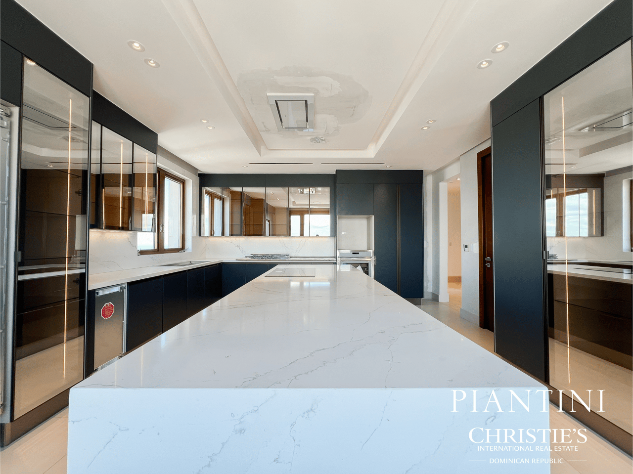 Luxury Ocean View Condo