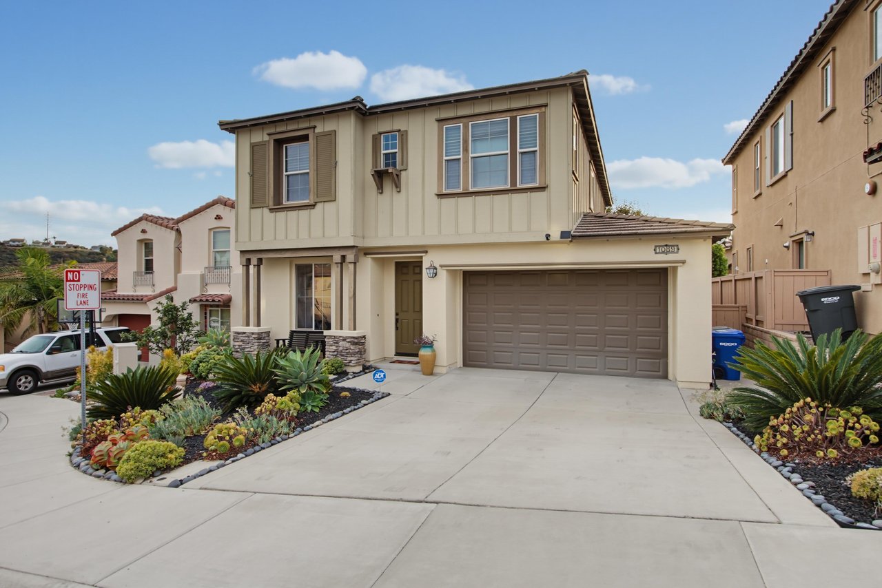 1089 Primrose Ln