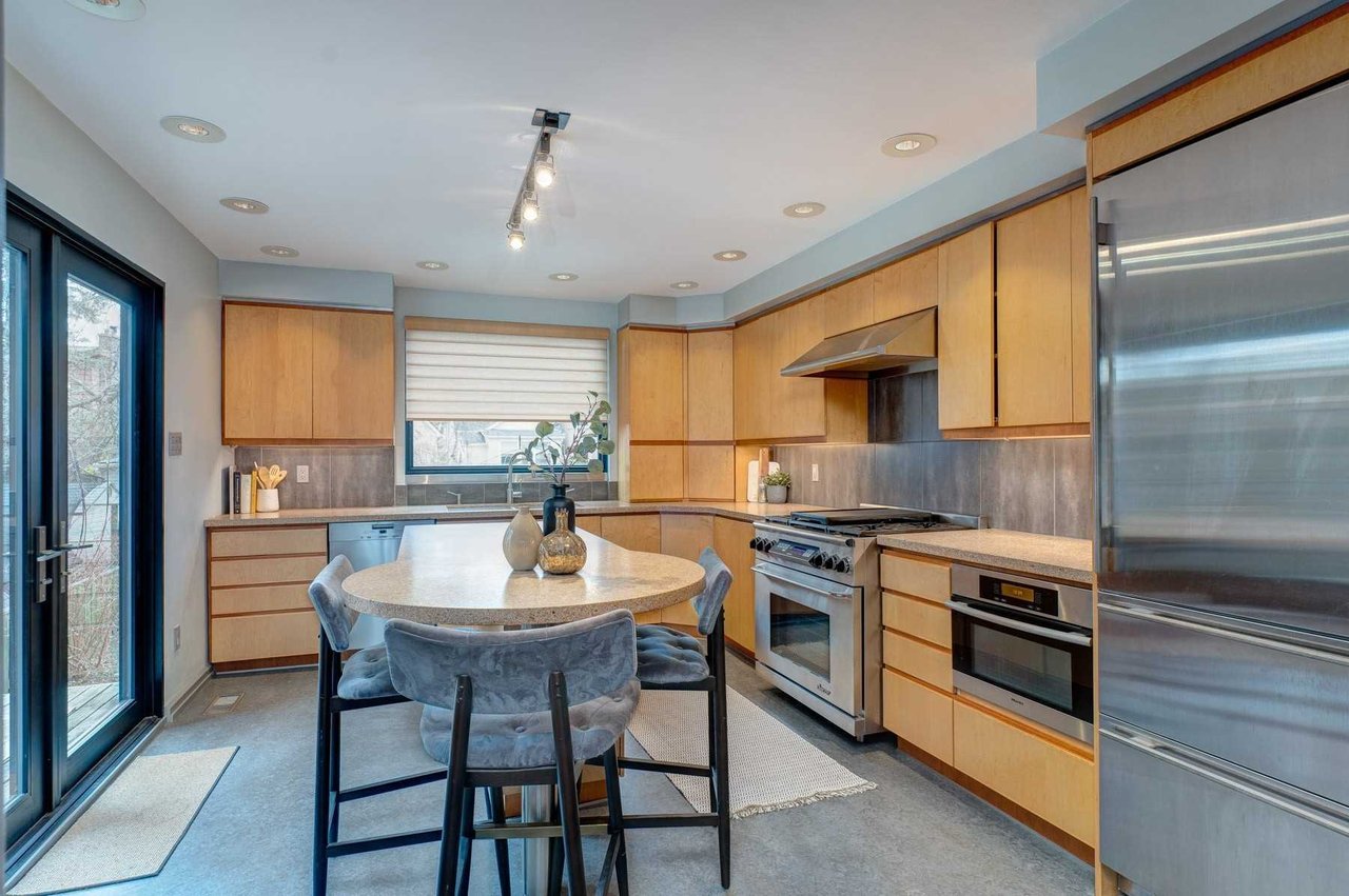 172 Courcelette Rd