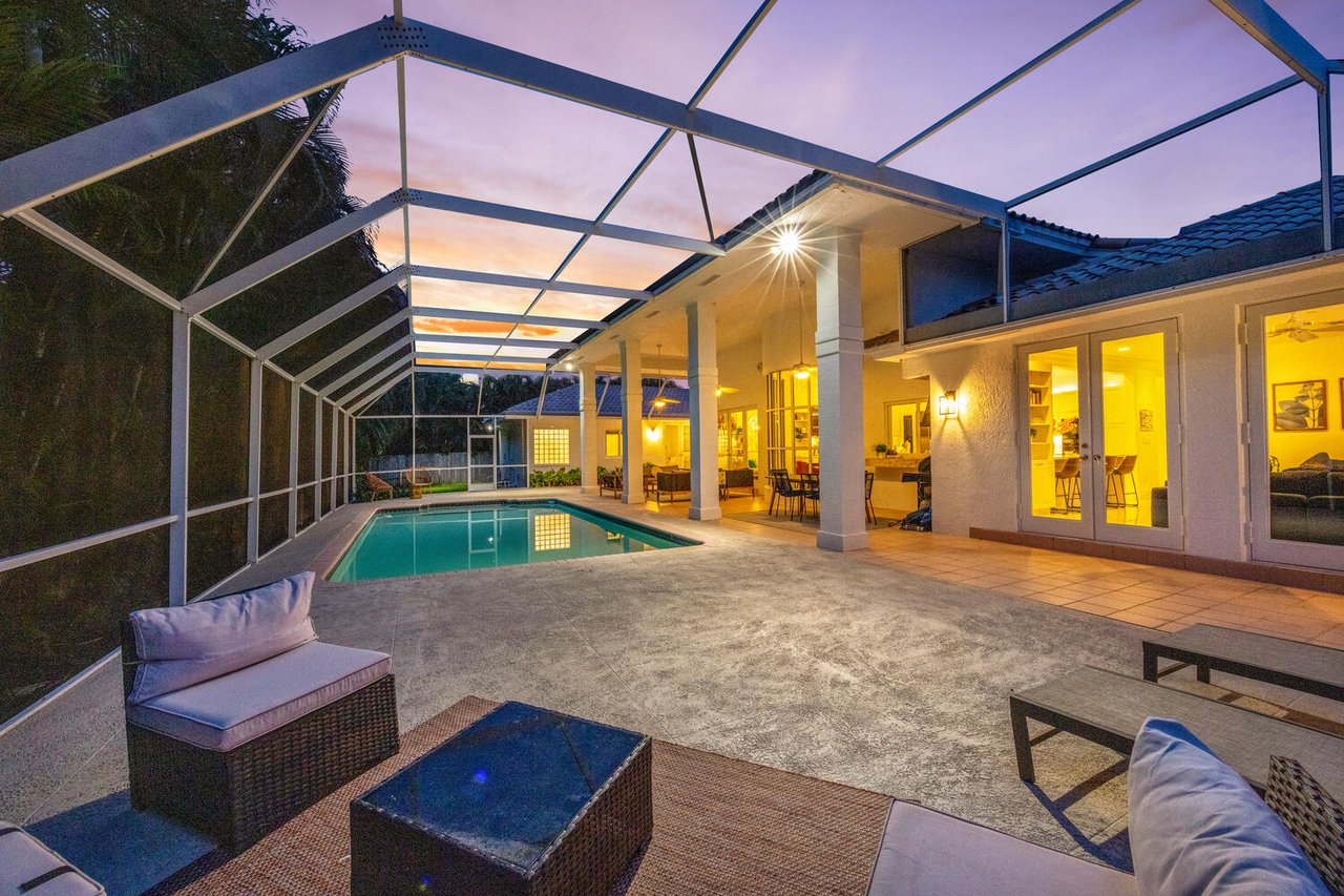 Palmetto Bay Perfection: Spacious, Serene, Stunning