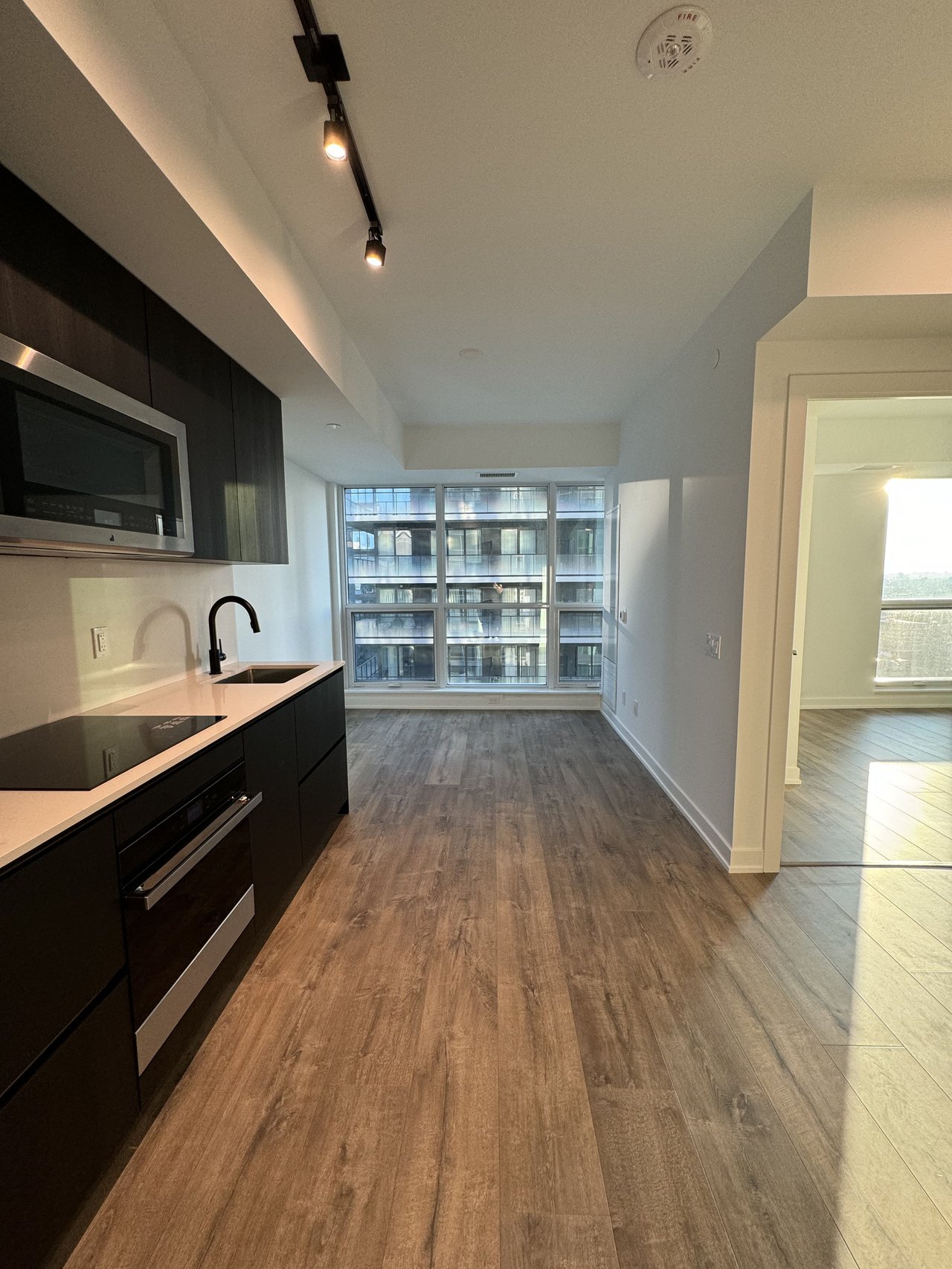 327 King Street W 3204, Toronto, ON