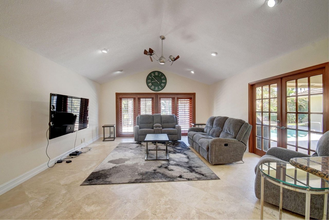 5874 Harrington Way