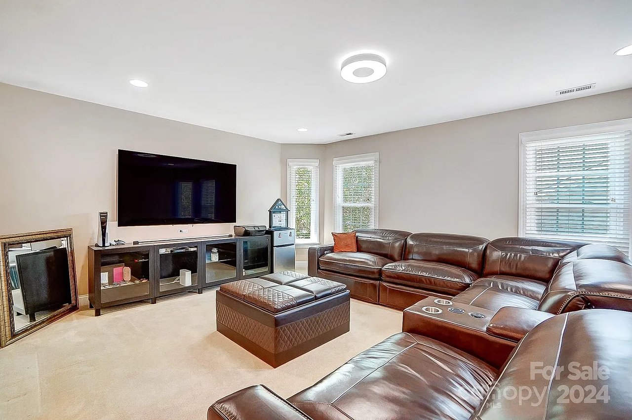 814 Pine Forest Rd