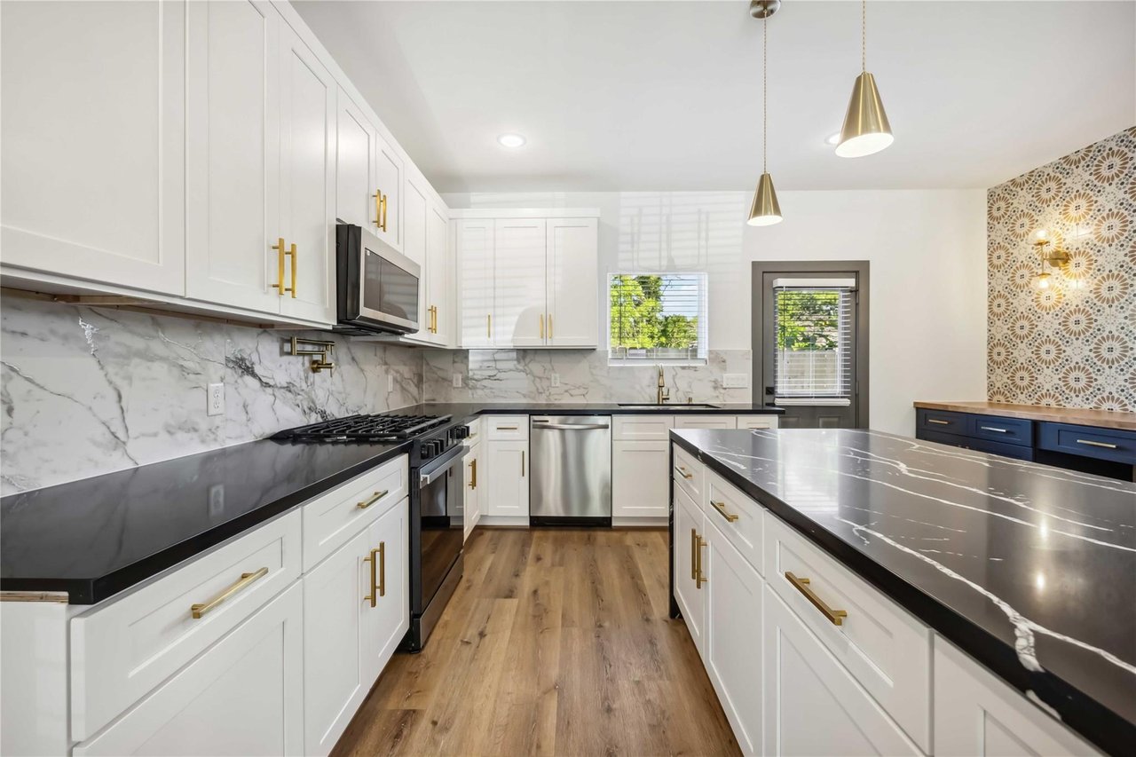 8013 Ritz St Unit A/B