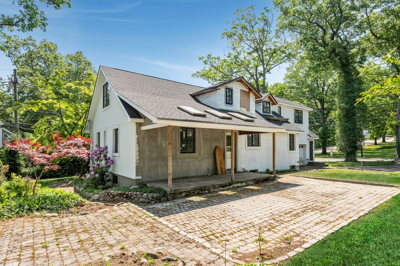 259 W Glen Avenue