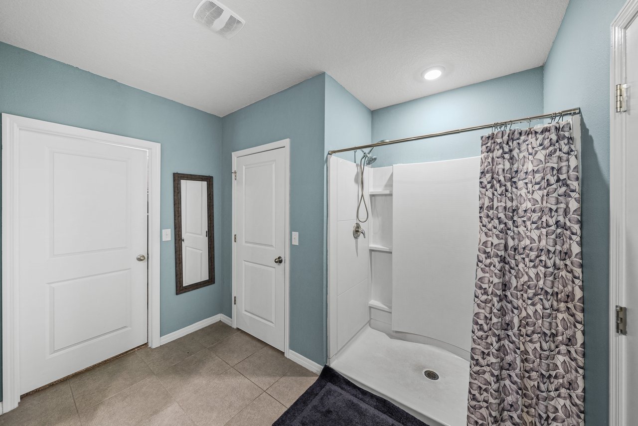 10951 PENNY GALE LOOP