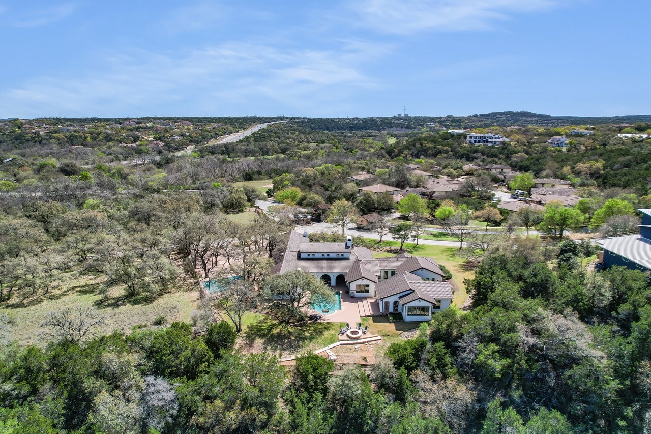 Spanish Oaks Hacienda