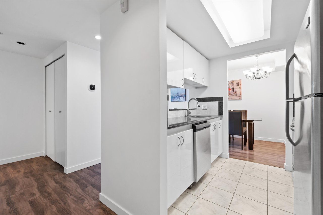 1050 Burrard St, #1807
