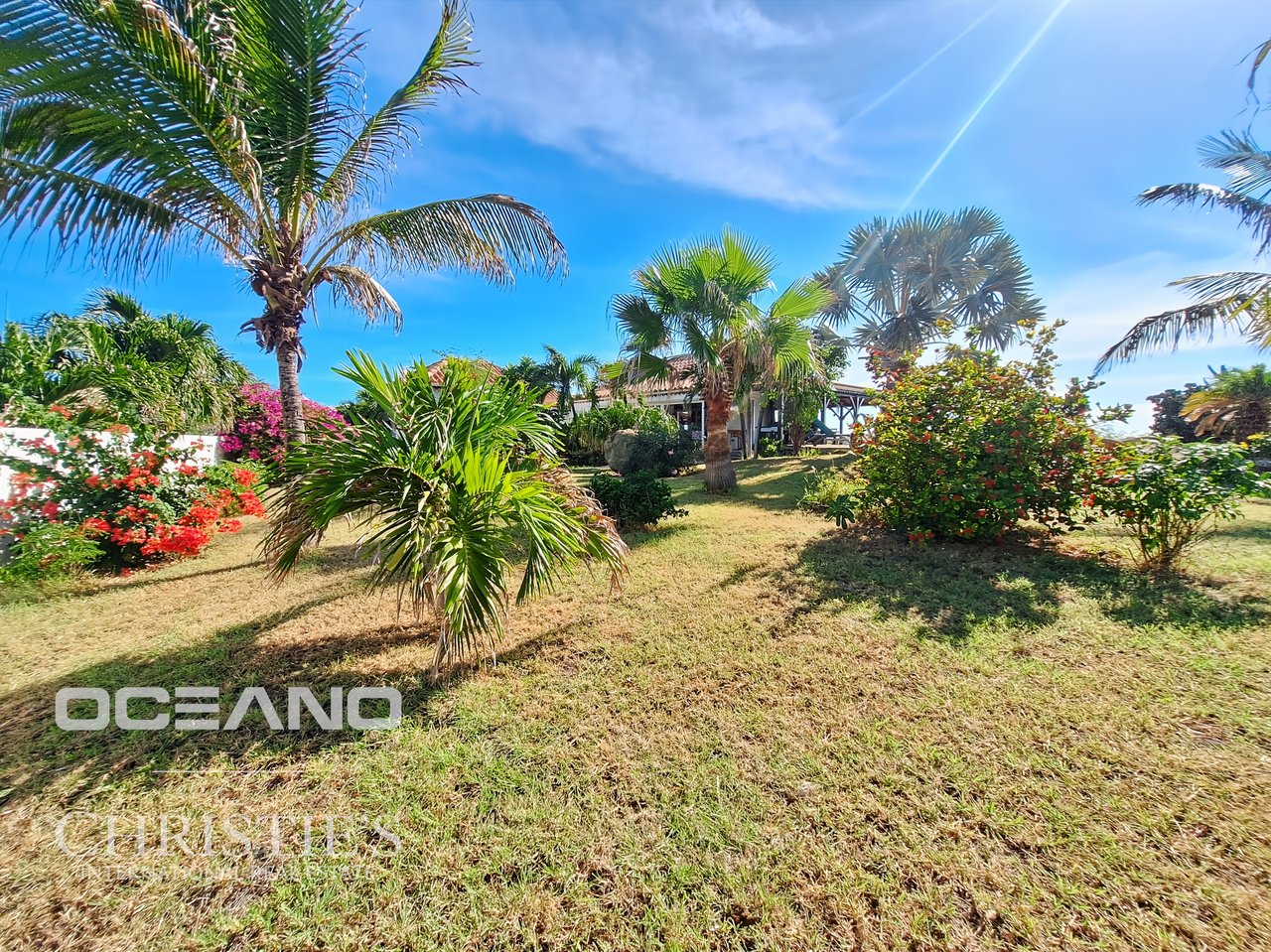 Exceptional Villa – Panoramic Ocean View (Oyster Pond)