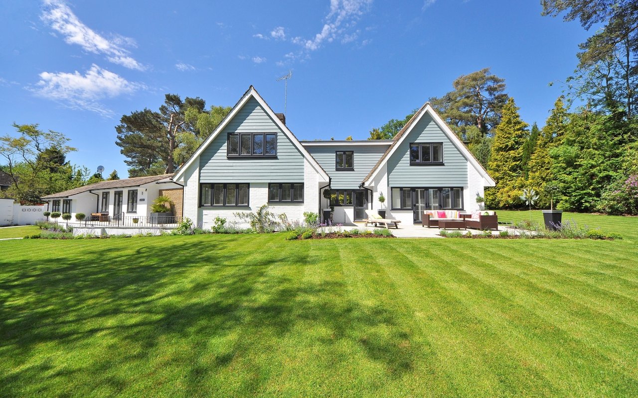 7 Tips for a Successful Summer Open House