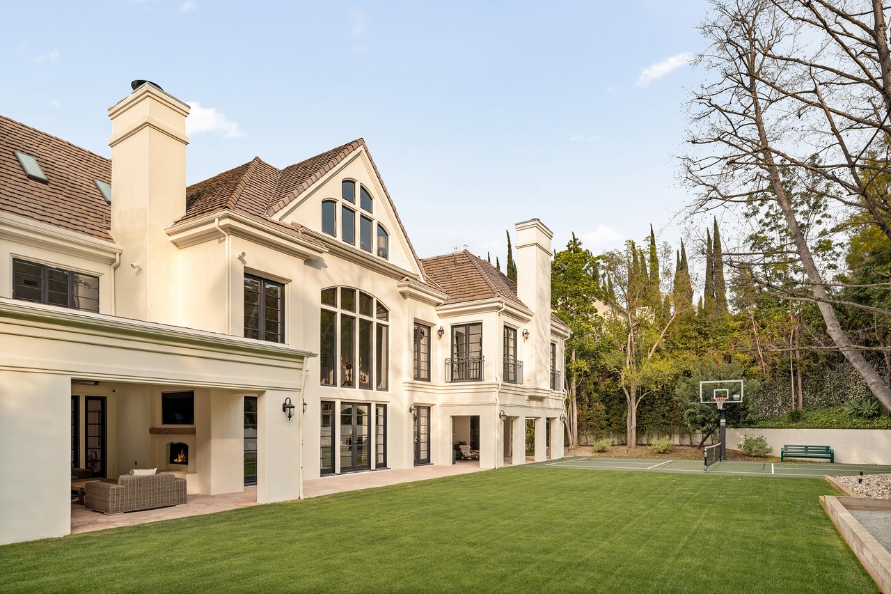 3901 Longridge Ave, Sherman Oaks