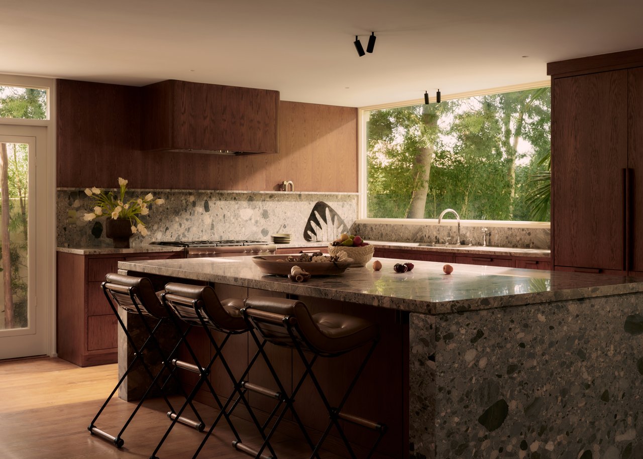 One Weekend, Multiple Offers, a Record Price: Selling a Whitney R. Smith Mid-Century in Upper Nichols Canyon