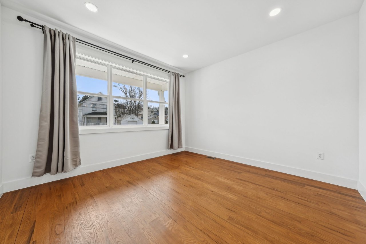 21 Kearney Ave