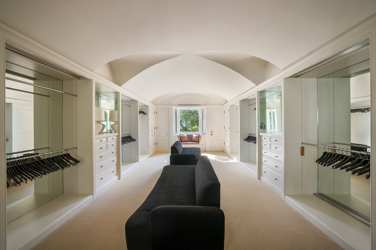10847 Bellagio Rd
