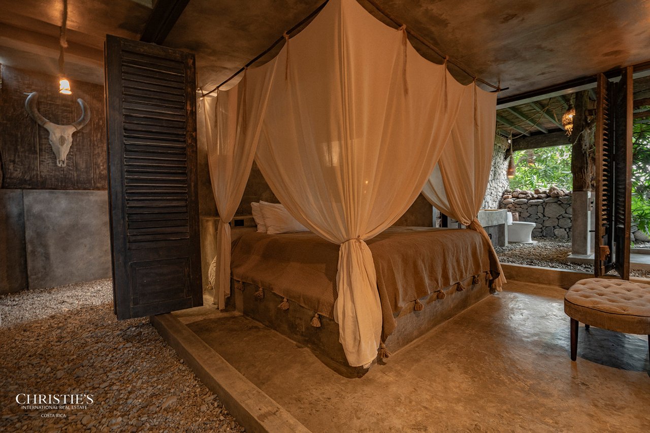 Villa Animales – Luxury Jungle Sanctuary