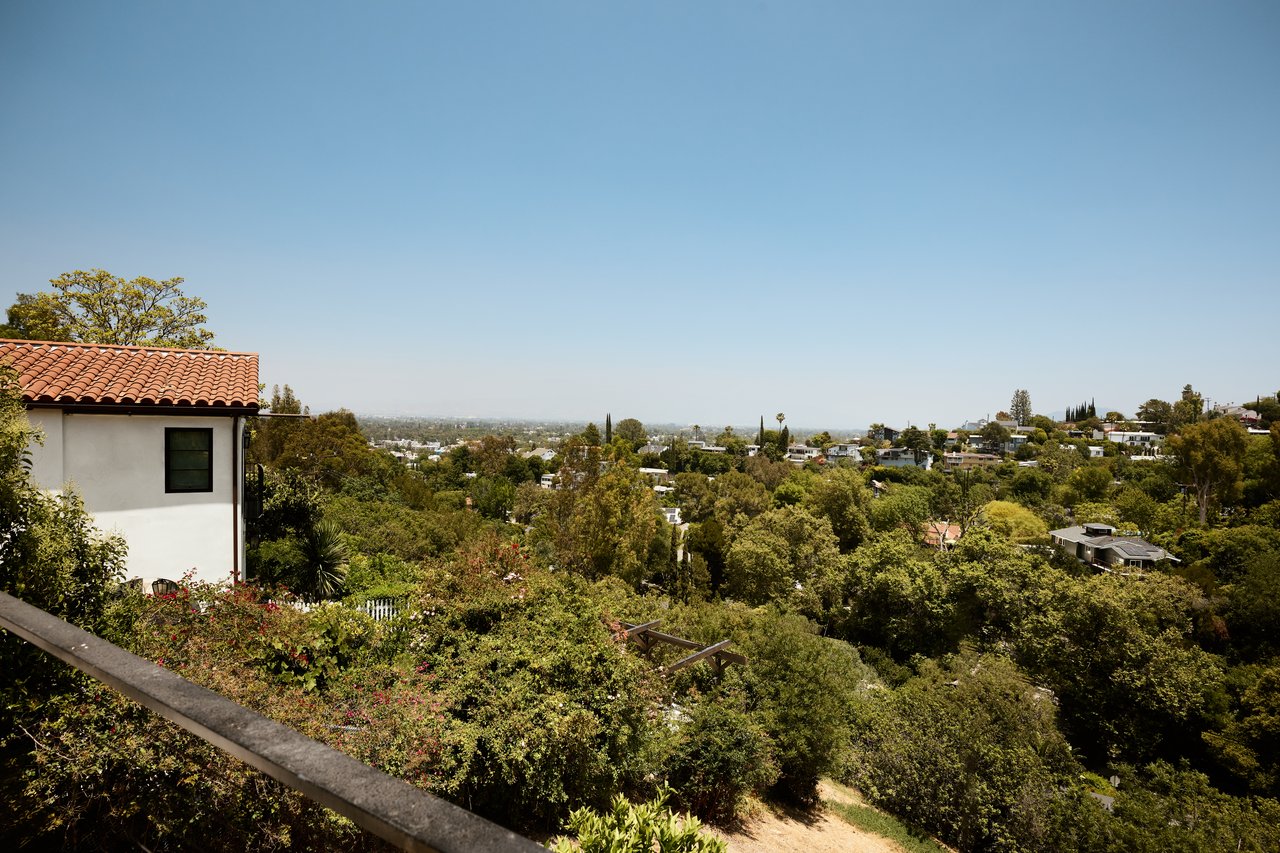 3916 Glenridge Dr, Sherman Oaks