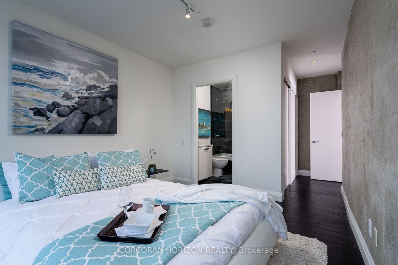 PENTHOUSE PERFECTION ON THEATRE ROW