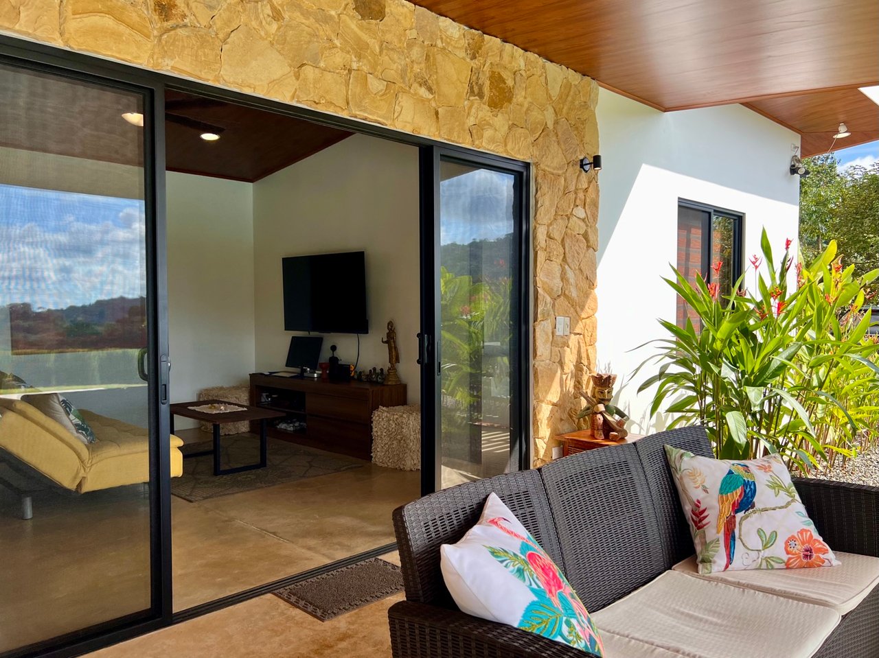 Brand New Modern Home in a Private Tropical Setting - Tres Rios