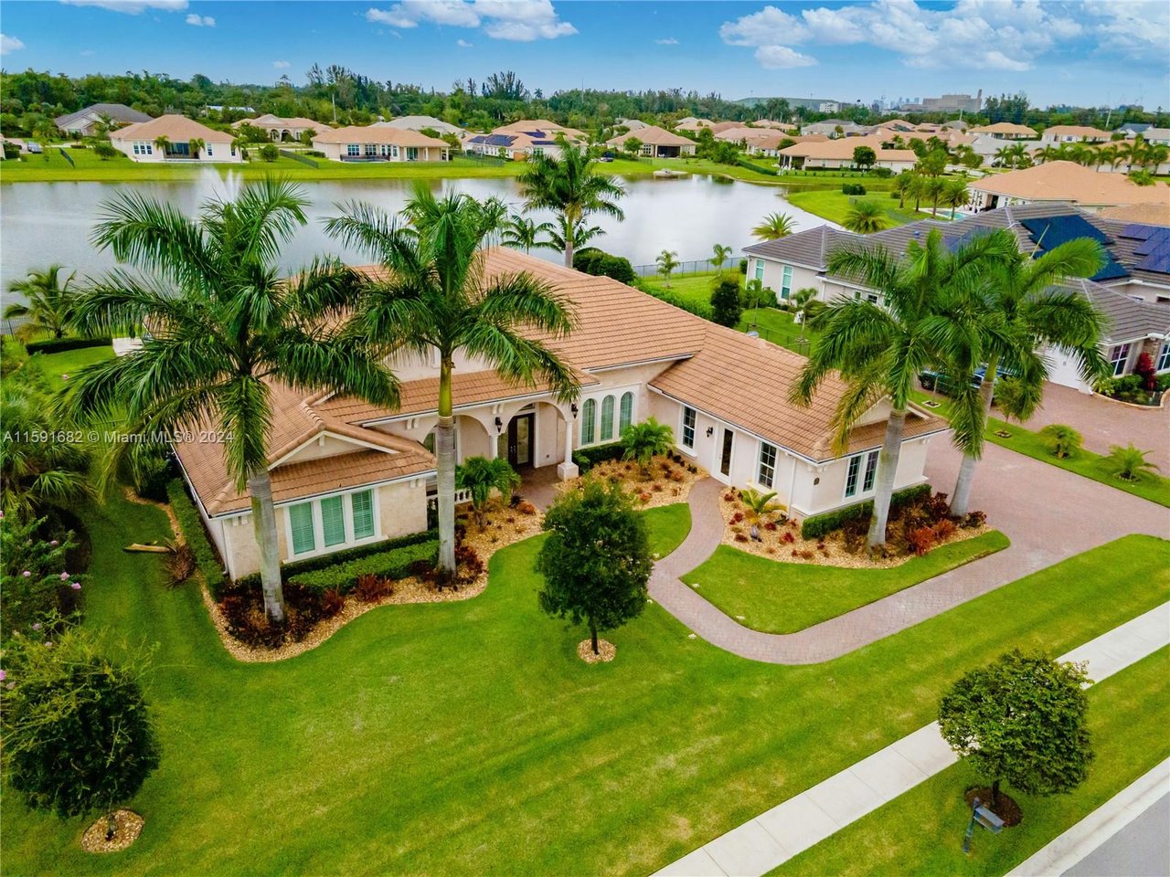 5669 S Sterling Ranch Dr