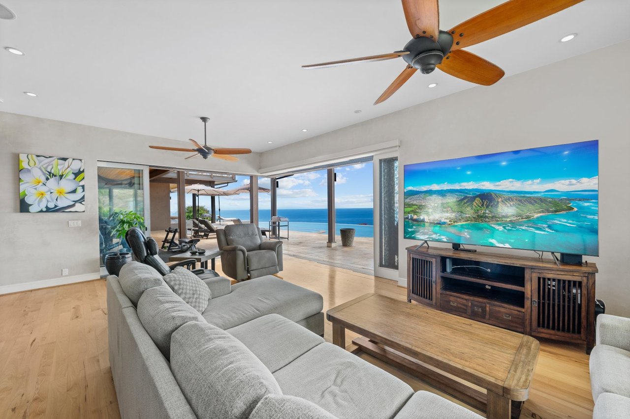 SPECTACULAR 45 ACRE WEST MAUI OCEANVIEW  ESTATE - 5 BEDROOM RESIDENCE - INFINITY POOL - $9,850,000