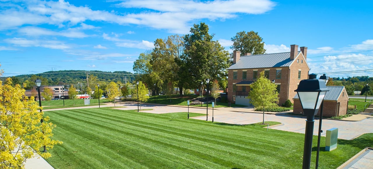 Living In Farragut: Schools, Shopping, Parks, And Everyday Life