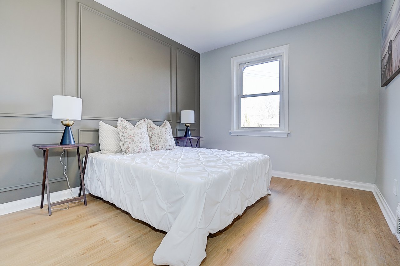 8 Bellvare Crescent, Toronto