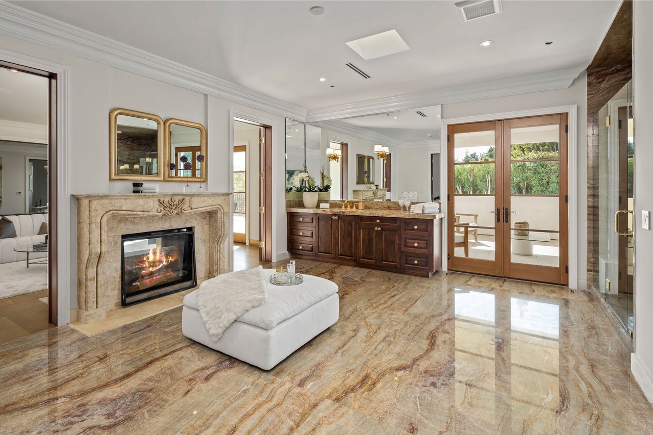 803 N Linden Dr