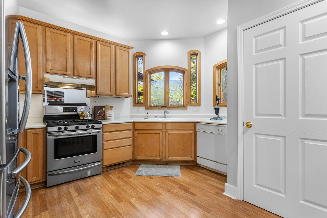 14275 Saratoga Ave, Saratoga