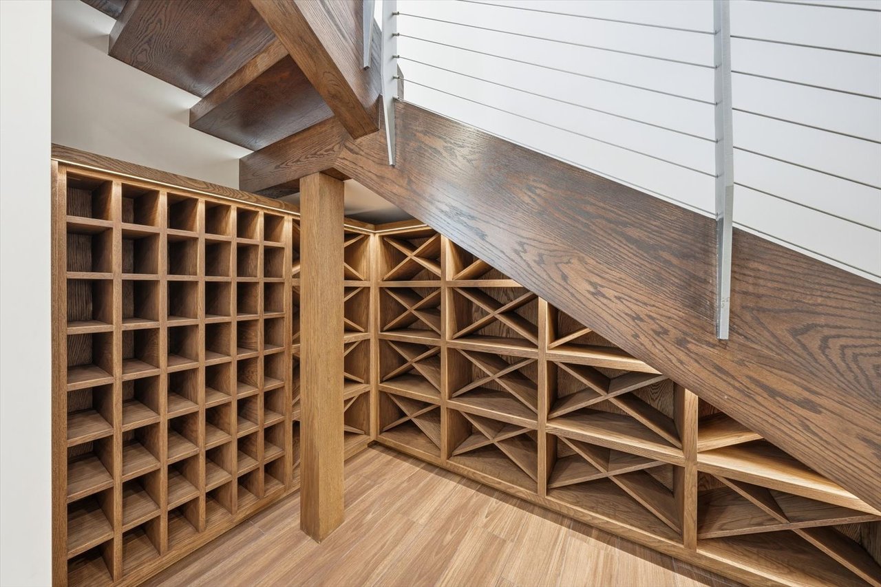  Steps from the Sand & Panoramic Views in Manhattan Beach