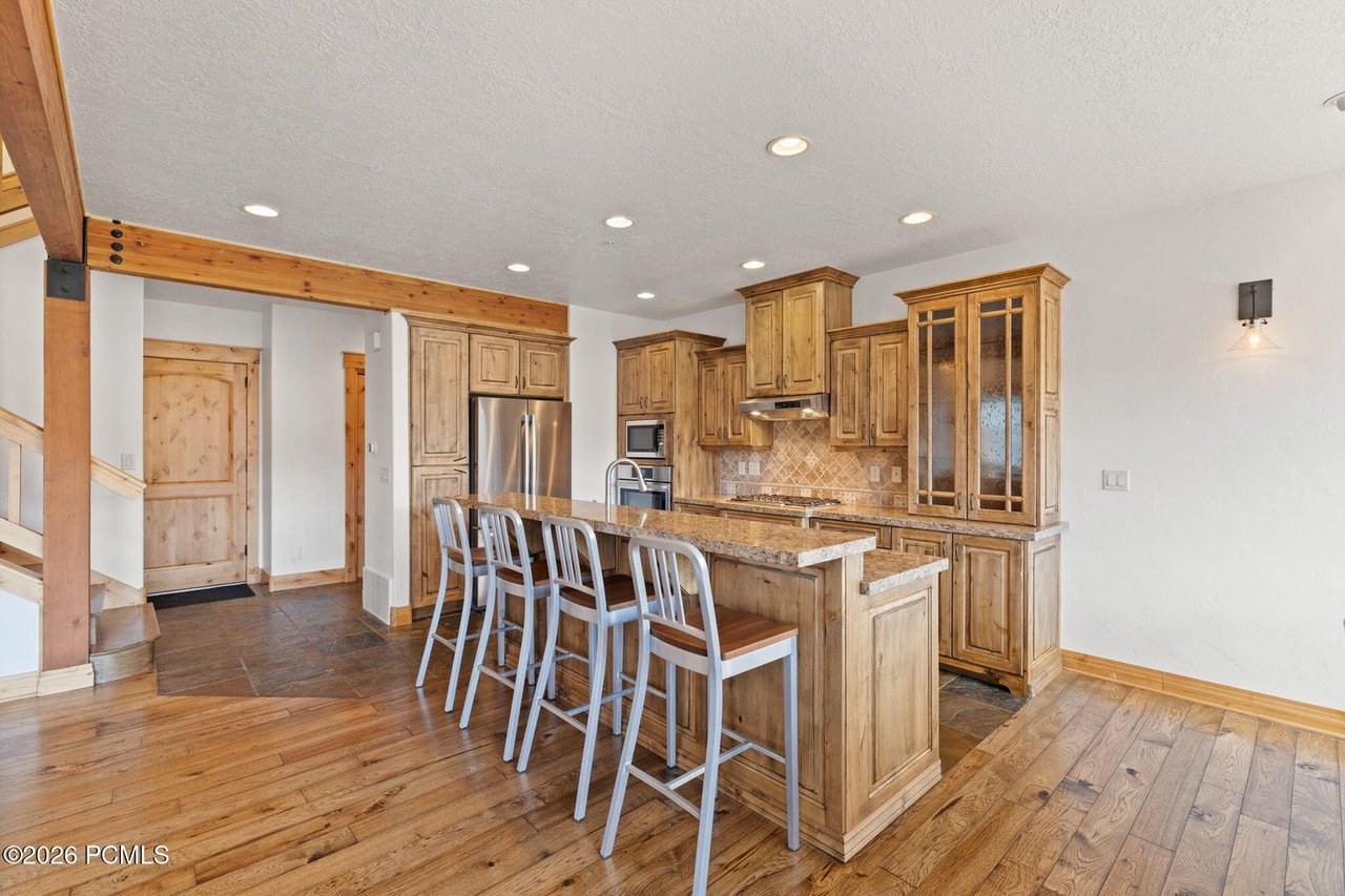 1215 Silver Oak Court 4