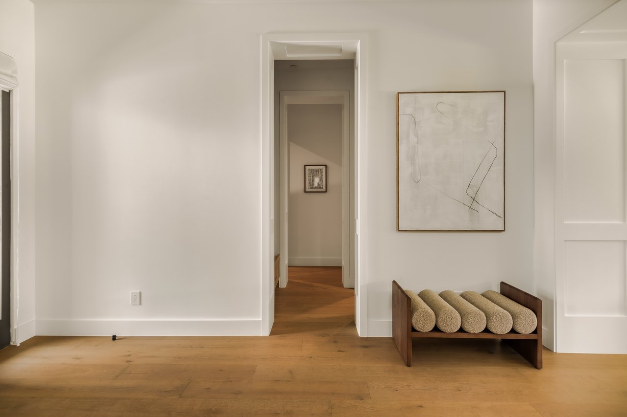 4261 Denny Ave, Toluca Lake 