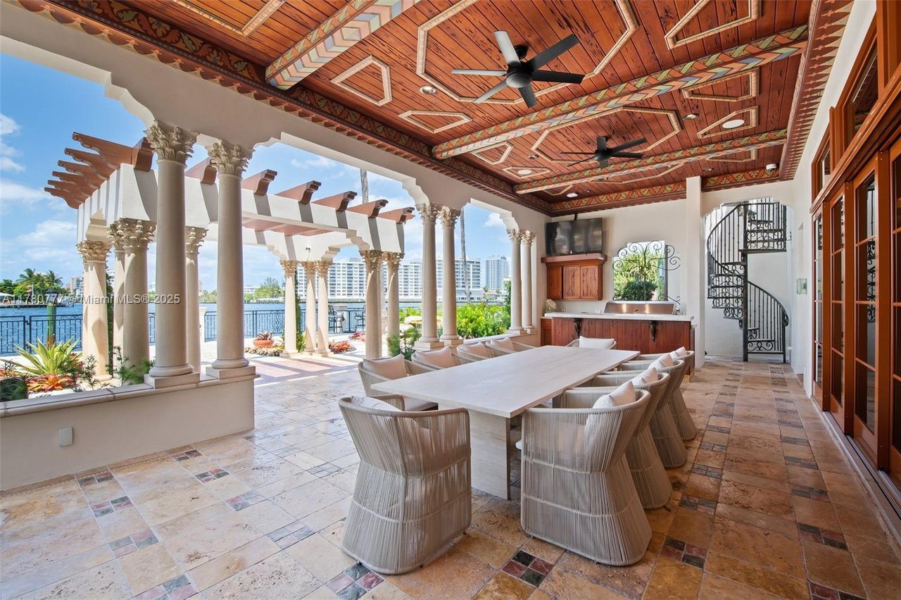 2509 Aqua Vista Blvd