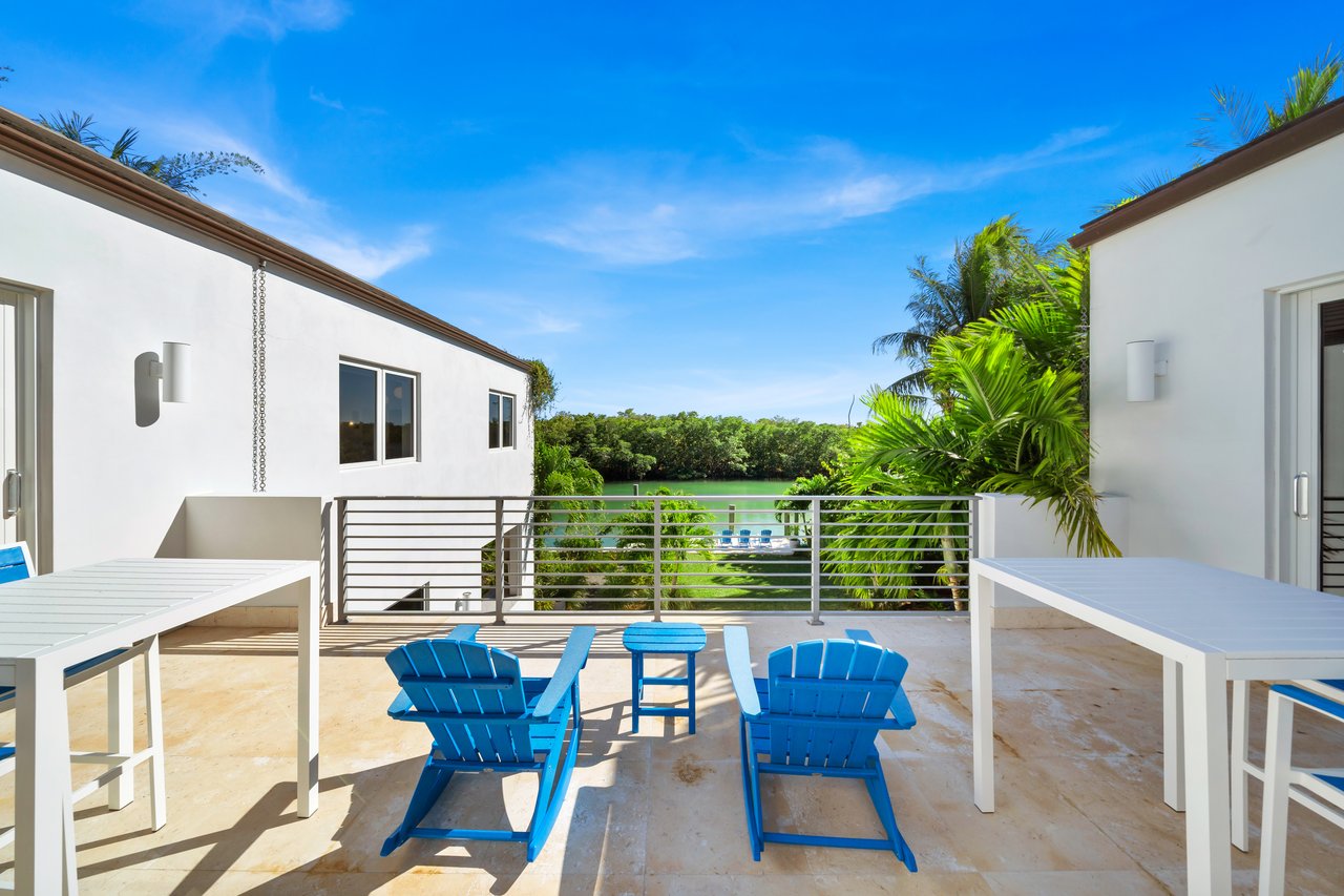180 Cape Florida Drive