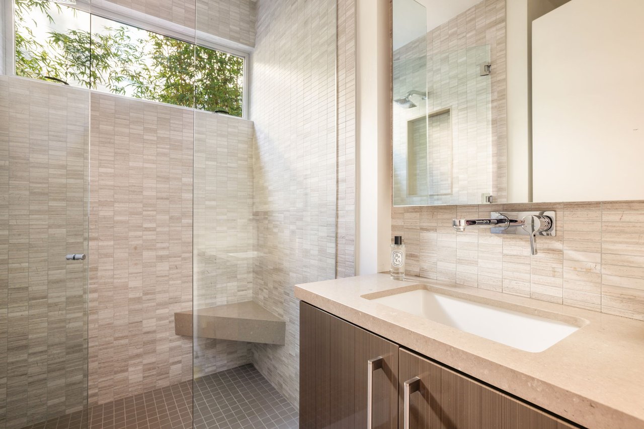 2413 Wilson Ave, Venice 