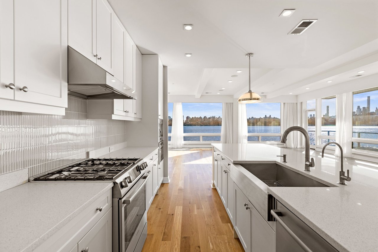 9 SOMERSET LANE Unit: 222