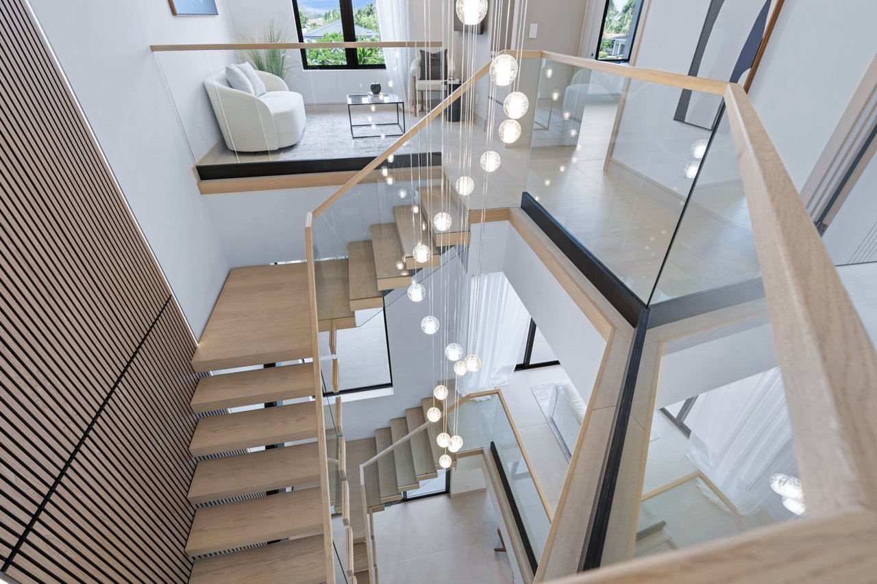 Benefits of Buying New Construction in Spanish River Land