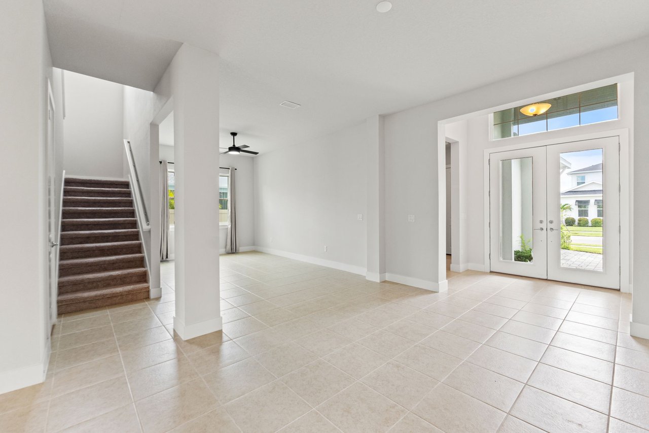 Move-In Ready Rental with Lagoon Access in Wesley Chapel