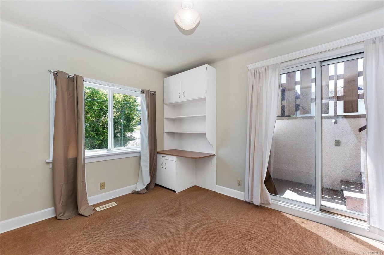 201 Burnside Rd