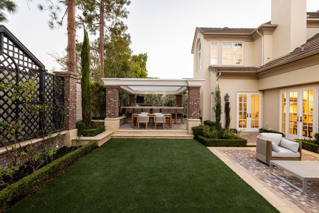 8 Gleneagles Drive