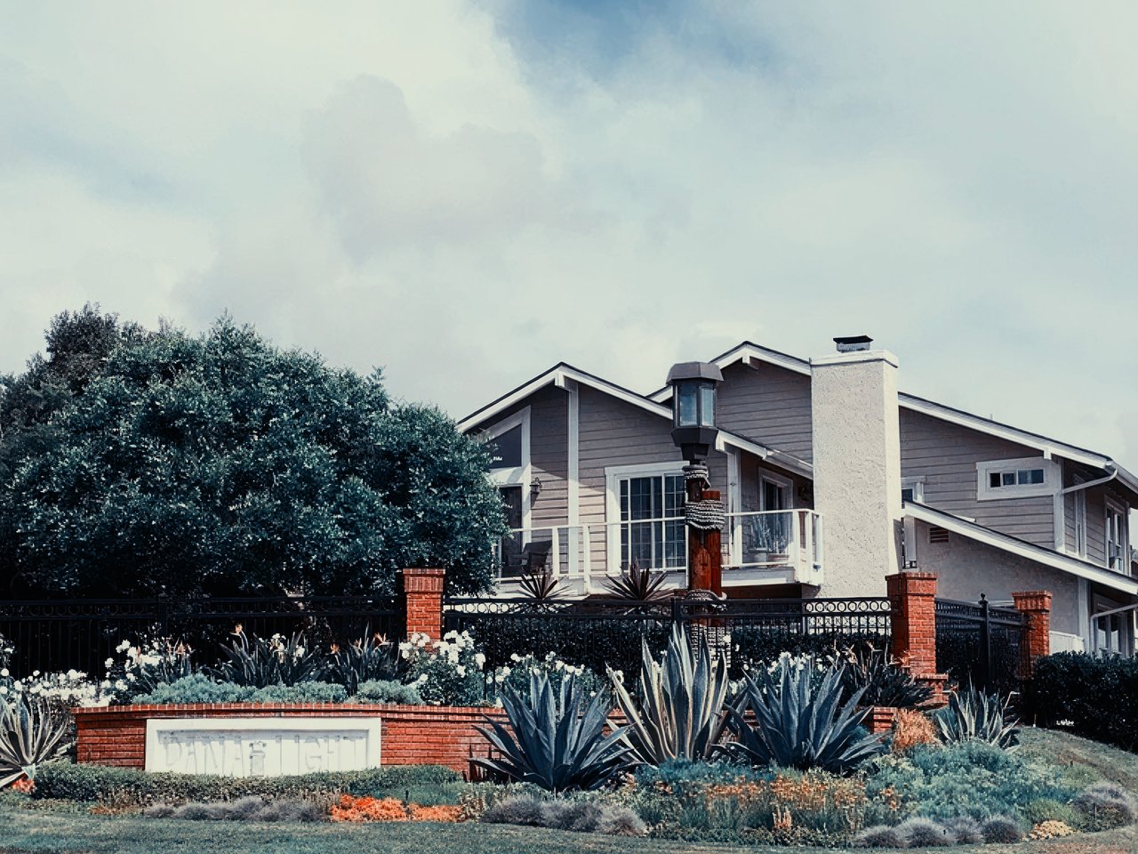 24096 Paseo Corona