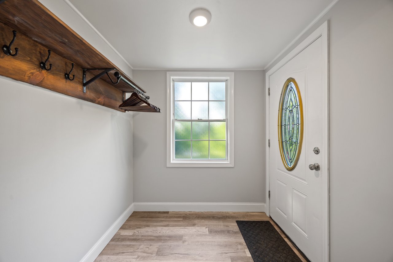 377 River Rd, Bowdoinham