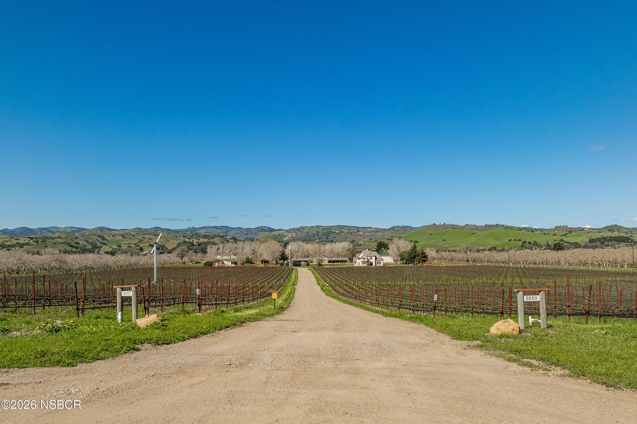 8669 Santa Rosa Rd