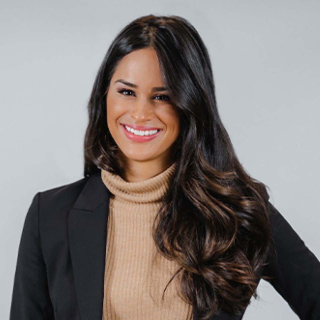 Natalia Gonzalez New York, NY Real Estate Agent Headshot