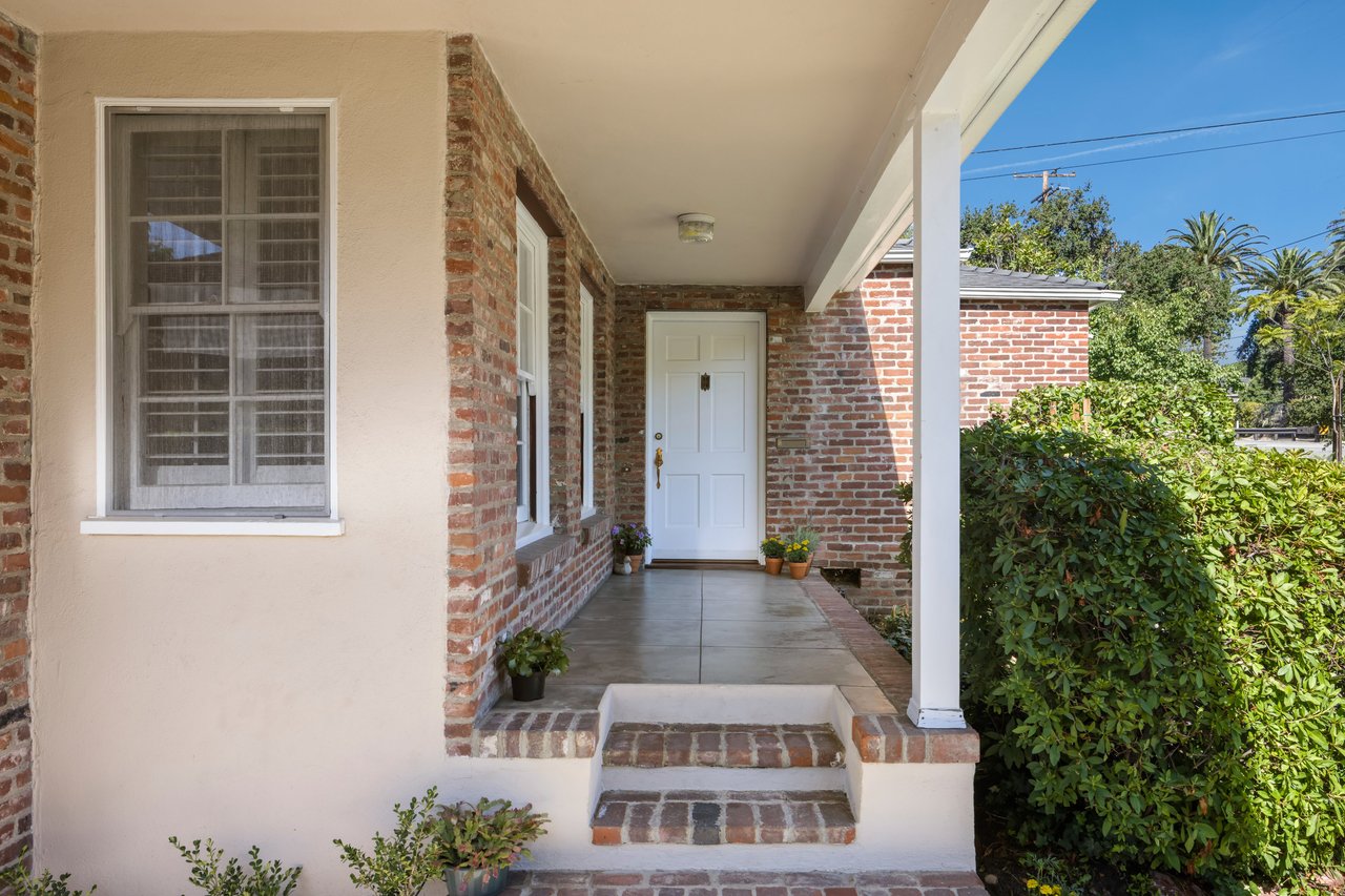 1941 Charming Traditional